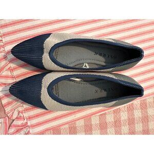 Serra Two Toned Blue and Gray Ballet Flats Size 8
